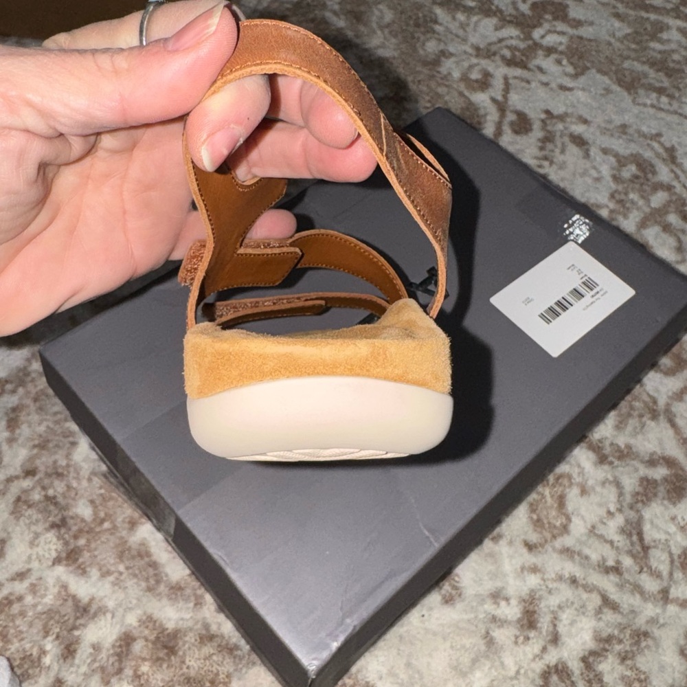 Abeo Brown Leather Strappy Sandals - Picture 7 of 10